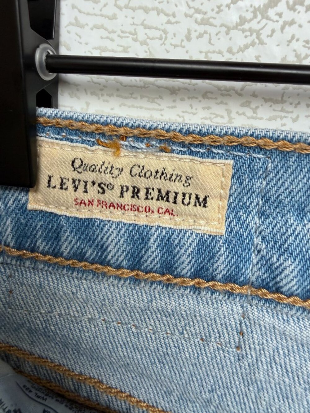Levis Premium Ribcage Bell High Rise Flare Bell Bottom Jeans Light Wash Size 28 - Picture 7 of 11